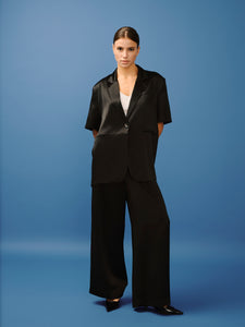 VESTE