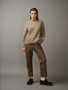 Pull en maille torsadée