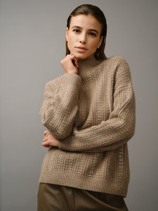 Pull en maille torsadée
